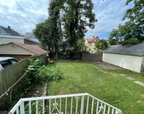 723 6th St, Plainfield NJ 07062-1802 exterior