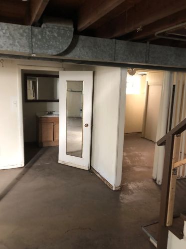 2028 21 Ave, Broadview IL 60153-1474 exterior