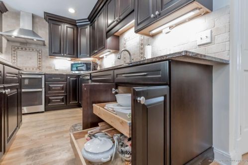 104 Roaring Brook Rd, Portland ME 04103-3777 exterior