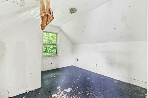 6634 Butler St, Pittsburgh PA  15206-1018 exterior