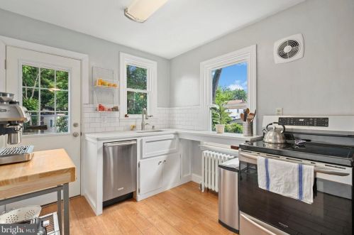 410 Melbourne Ave, Silver Spring MD 20901-2818 exterior