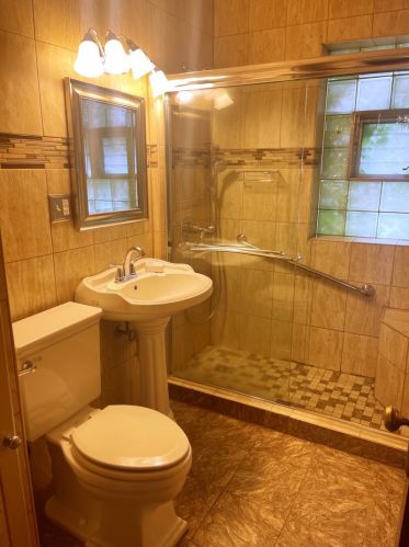 12136 Princeton Ave, Chicago IL 60628-6516 exterior