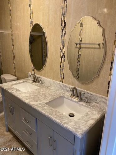 6735 10 St, Phoenix AZ 85086-0912 exterior