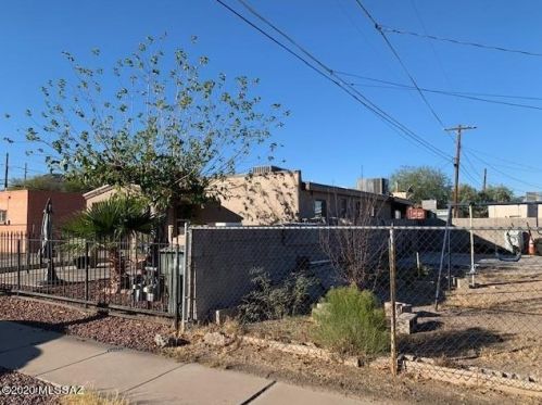 1035 Congress St, Tucson, AZ 85745-3085