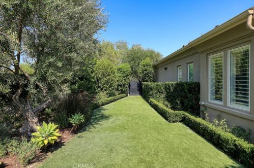 2440 Bronzewood Dr, Tustin CA  92782-4321 exterior