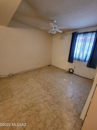 7132 Brk Dr, Tucson AZ 85730-1706 exterior