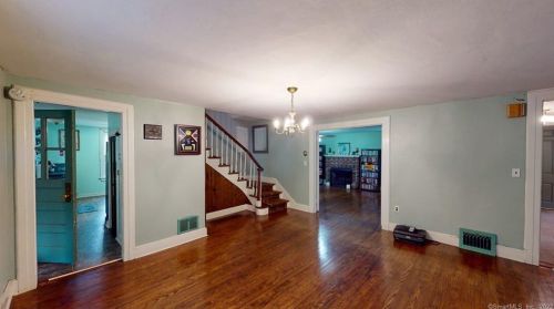 595 Litchfield Rd, Torrington CT 06791-2208 exterior