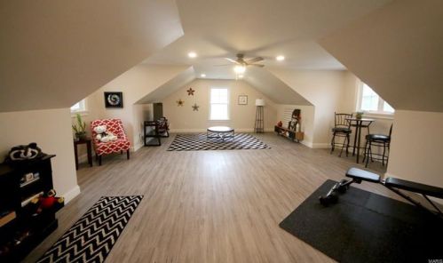 1051 Barberry Ln, Saint Louis MO 63122-5113 exterior