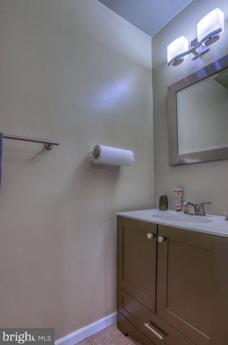 25 Erbitea Ln, New Castle DE 19720-4655 exterior