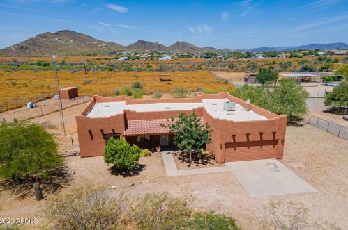 37906 21st Ave, Phoenix AZ  85086-9151 exterior