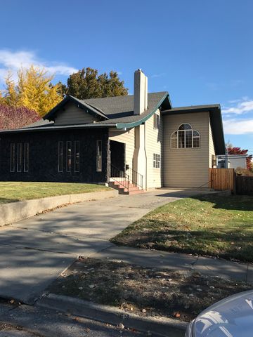 213 17th Ave, Yakima, WA 98902-3801