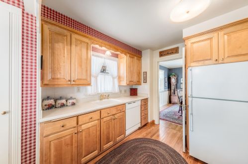 2611 Pasadena Blvd, Milwaukee WI 53226-1950 exterior