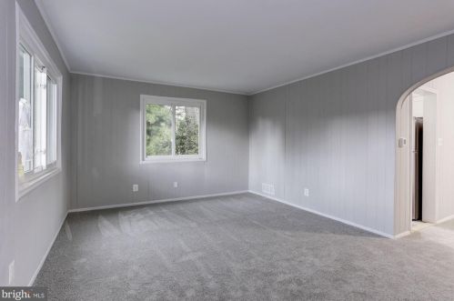 872 Bellevue St, Washington DC 20032-6002 exterior