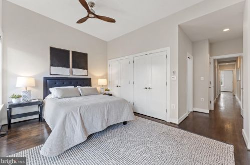 408 4th St, Washington DC  20003-2005 exterior