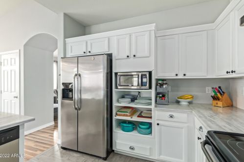 17848 15th St, Phoenix AZ  85022-1296 exterior