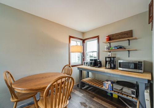 3220 21 St, Milwaukee WI 53215-4403 exterior