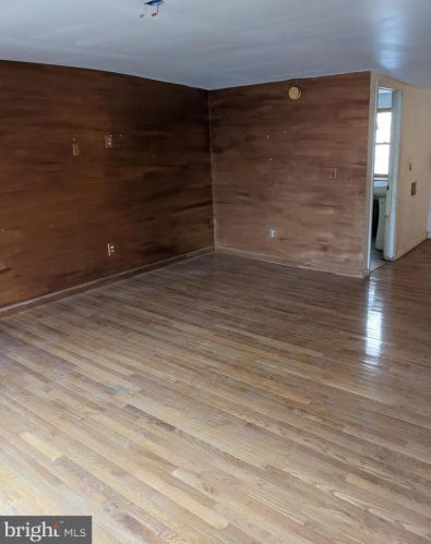 2029 Ellsworth St, Philadelphia PA 19146-3010 exterior