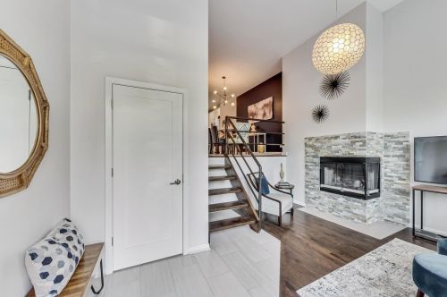 1312 Damen Ave, Chicago IL 60647-5507 exterior