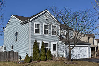 1835 Thornapple Way, Aurora, IL 60504-4834