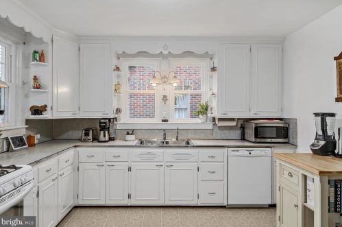 134 Meade Ave, Hanover PA 17331-3622 exterior