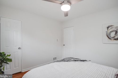 11902 Valleywood Dr, Silver Spring MD 20902-2235 exterior