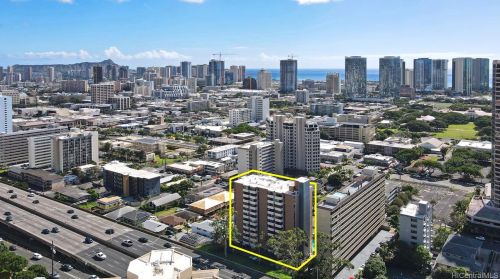 1050 Kinau St, Honolulu HI  96814-1046 exterior