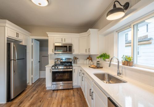 1119 11 St, Grand Rapids MI 49504-4428 exterior