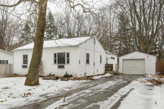 4225 Park St, Kalamazoo, MI 49001-5369