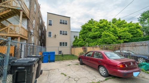 836 Maplewood Ave, Chicago IL 60622-4644 exterior