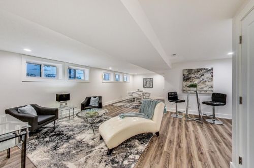 3111 Leland Ave, Chicago IL  60625-4406 exterior