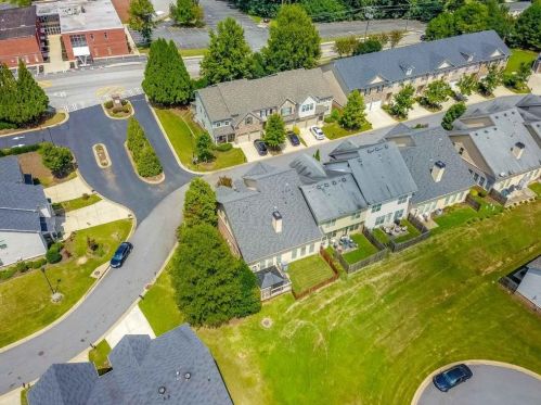 1831 Orange Grove Pl, Austell GA 30106-7511 exterior