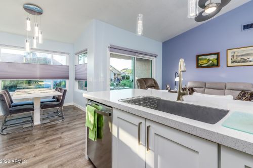 6692 Cypress Point Dr, Chandler AZ  85249-4332 exterior