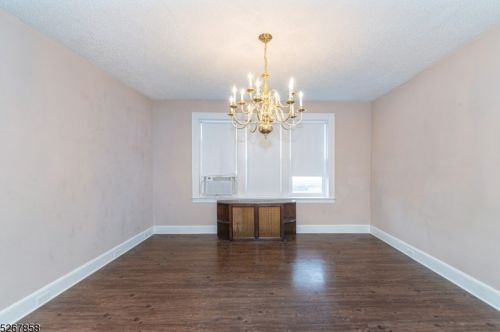 494 13 St, Newark NJ 07107-1105 exterior