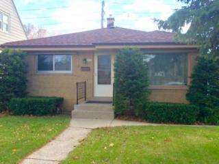 3134 51st St, Milwaukee, WI 53219-4512
