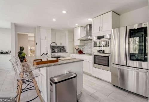 1210 Beechwood Ave, Atlanta GA 30327-0042 exterior