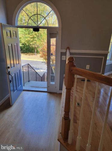 3840 Elmwood Towne Way, Alexandria VA  22303-1161 exterior