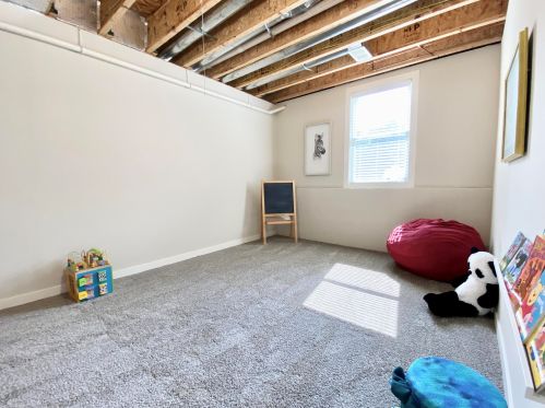 2374 Conifer Ridge Dr, Byron Township MI  49315-7915 exterior