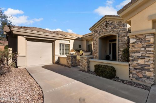 41807 Anthem Ridge Dr, Phoenix AZ 85086-1973 exterior