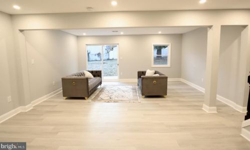 9314 Academy Rd, Philadelphia PA  19114-3523 exterior