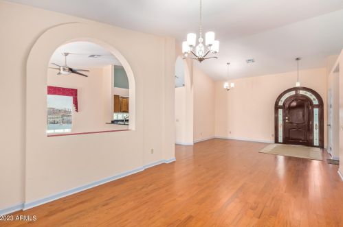 15816 15th Way, Phoenix AZ  85022-3249 exterior