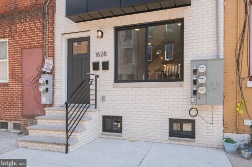 1628 Ellsworth St, Philadelphia PA 19146-2811 exterior