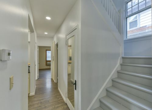 3531 Murray Ave, Milwaukee WI  53211-2525 exterior