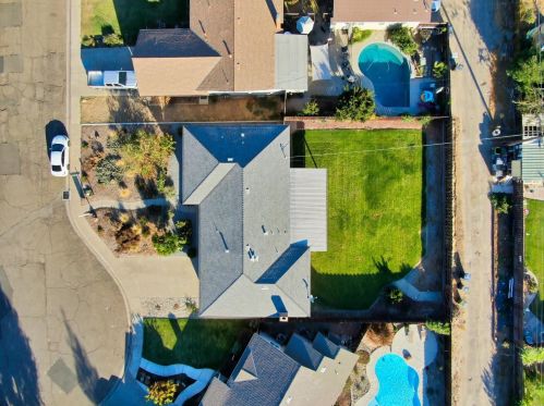 904 Carolyn Dr, Turlock, CA 95382-2619