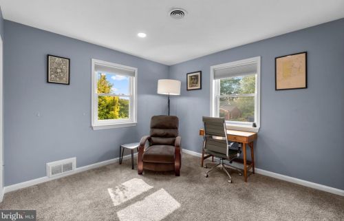 2419 Dennis Ave, Silver Spring MD 20901-2162 exterior