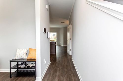 2774 Laurel Ridge Cir, Atlanta GA  30344-8000 exterior