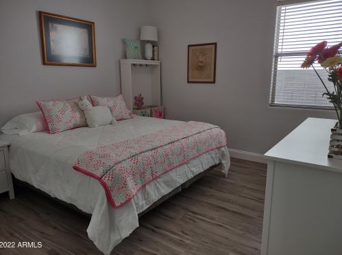 35009 25 Ln, Phoenix AZ 85041-2015 exterior