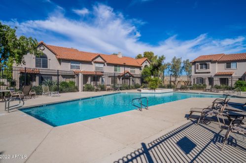 1961 Hartford St, Chandler AZ  85225-7082 exterior