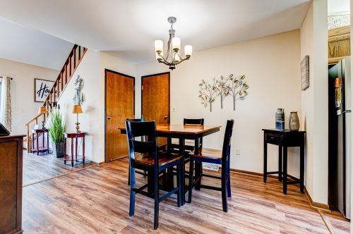 3801 College Ave, Milwaukee WI  53221-4540 exterior