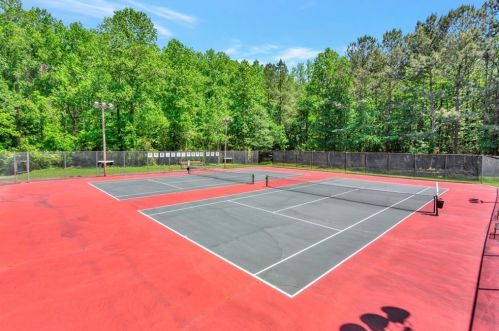 3769 Kinnard Dr, Atlanta GA 30360-1505 exterior