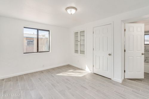 227 24 St, Tucson AZ 85713-1645 exterior